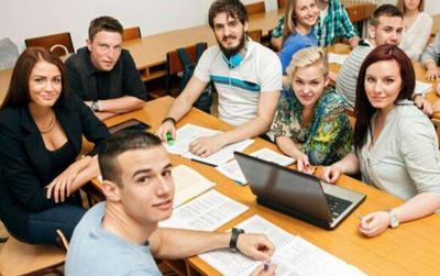 小語種翻譯軟件開發(fā) 機遇、挑戰(zhàn)與未來趨勢